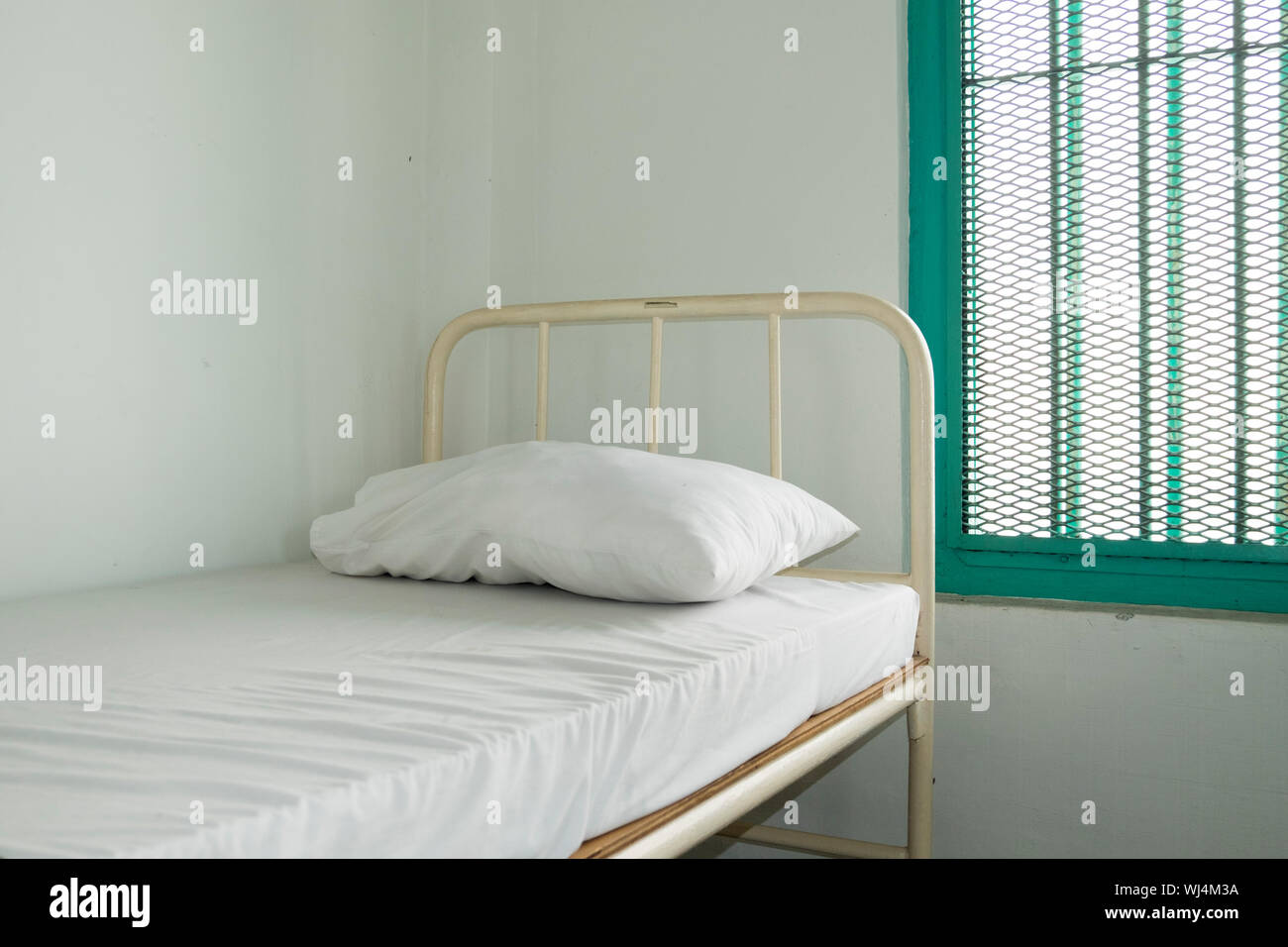 Prisoners Bed High Resolution Stock Photography and Images Alamy