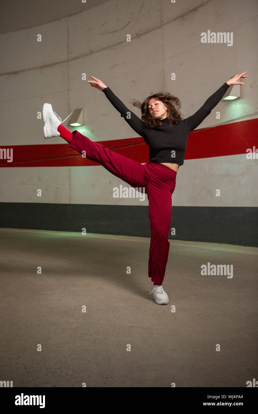 Beauty young brunette woman dancing hi-res stock photography and images ...