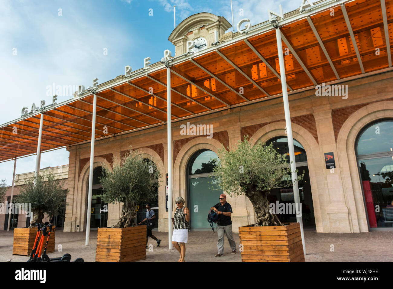 Perpignan railway station hires stock photography and images Alamy