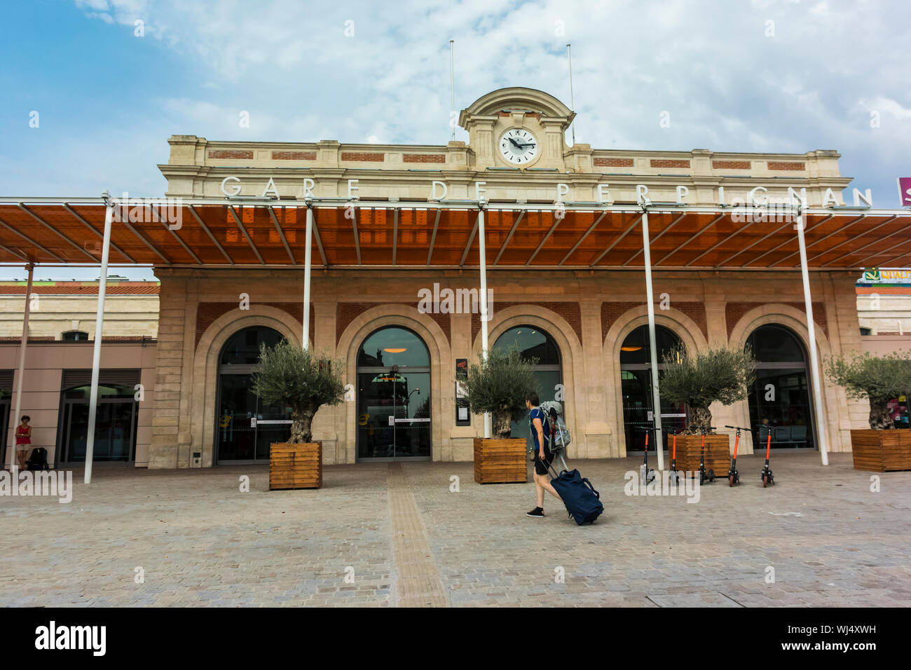 Perpignan railway station hires stock photography and images Alamy
