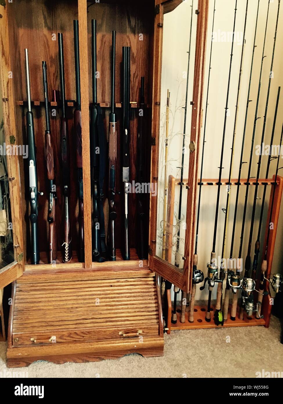 Rack gun guns hires stock photography and images Alamy