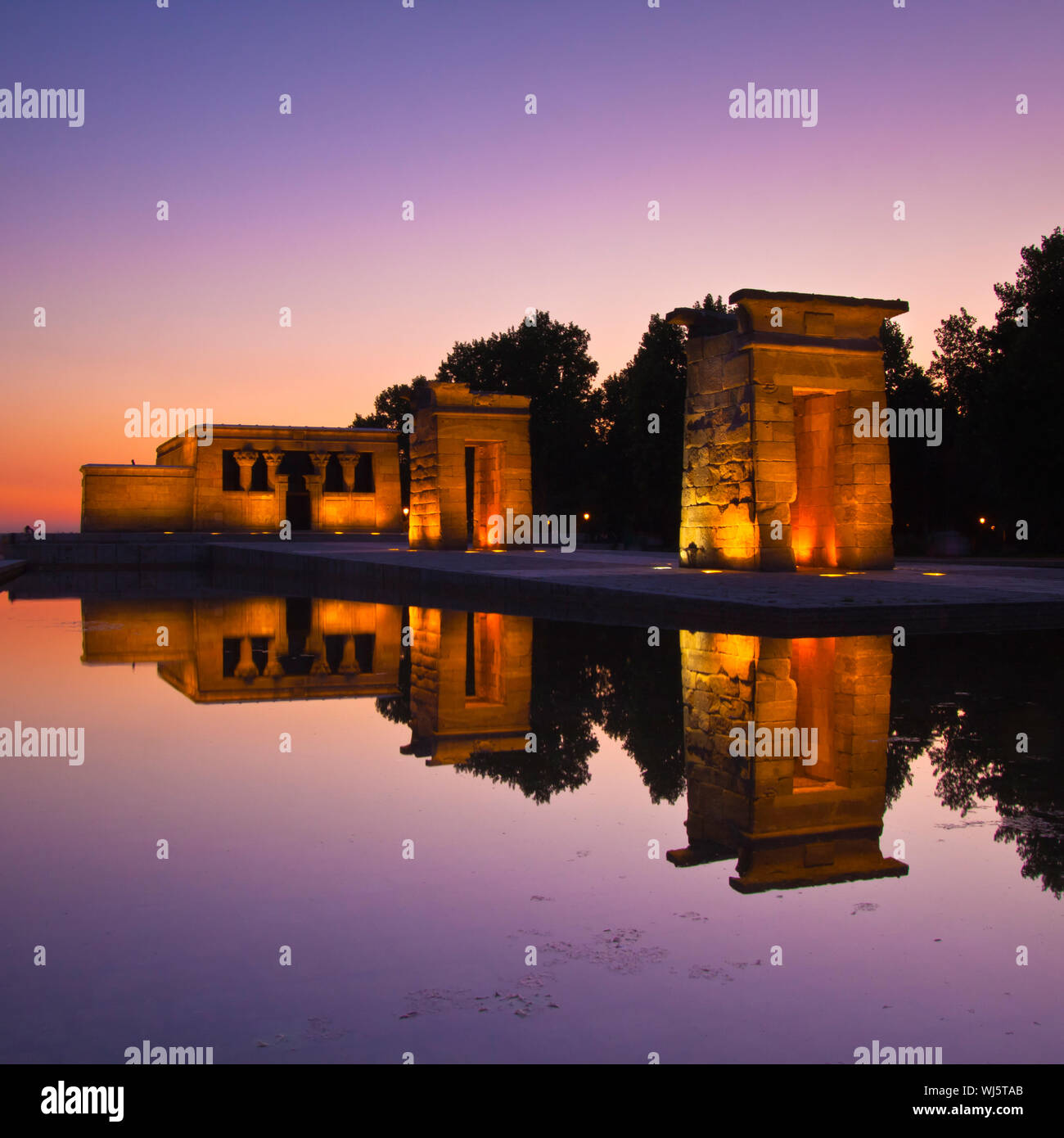 Madrid templo de debod sunset hires stock photography and images Alamy