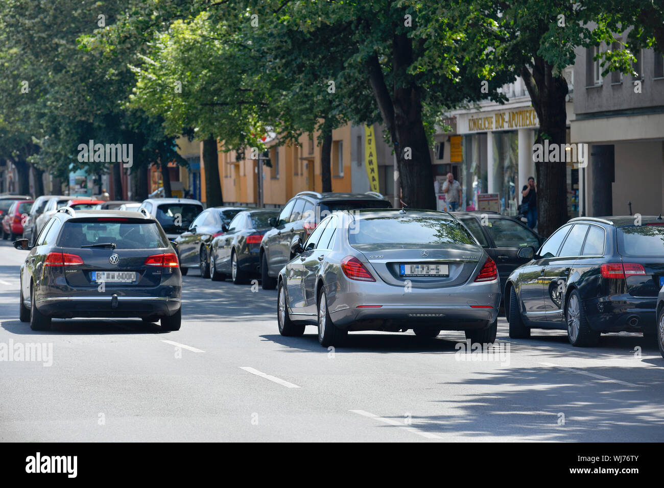 2. Row, car, cars, motor traffic, impediment, Berlin, Charlottenburg
