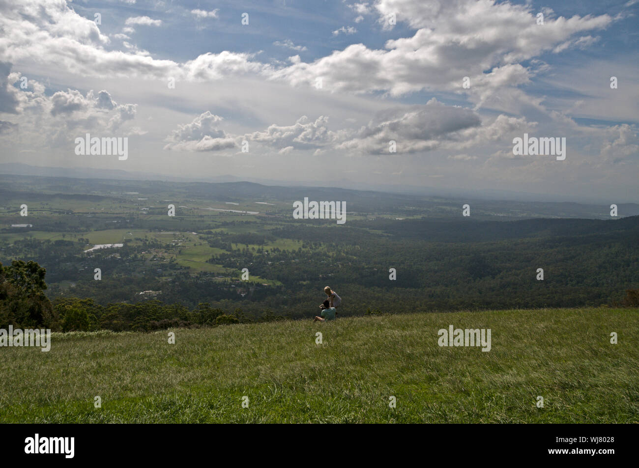 Sweeping views from the Rotary Lookout in the Tamborine Mountains, part
