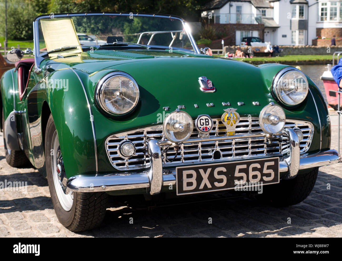 Old triumph car hi-res stock photography and images - Alamy