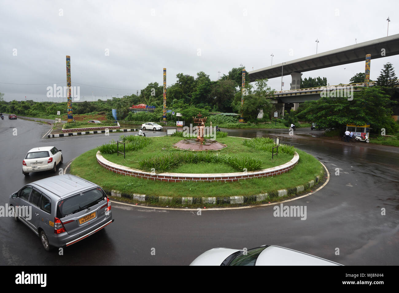 Divja Circle with Breda Pillars. Panaji, Goa, India Stock Photo Alamy