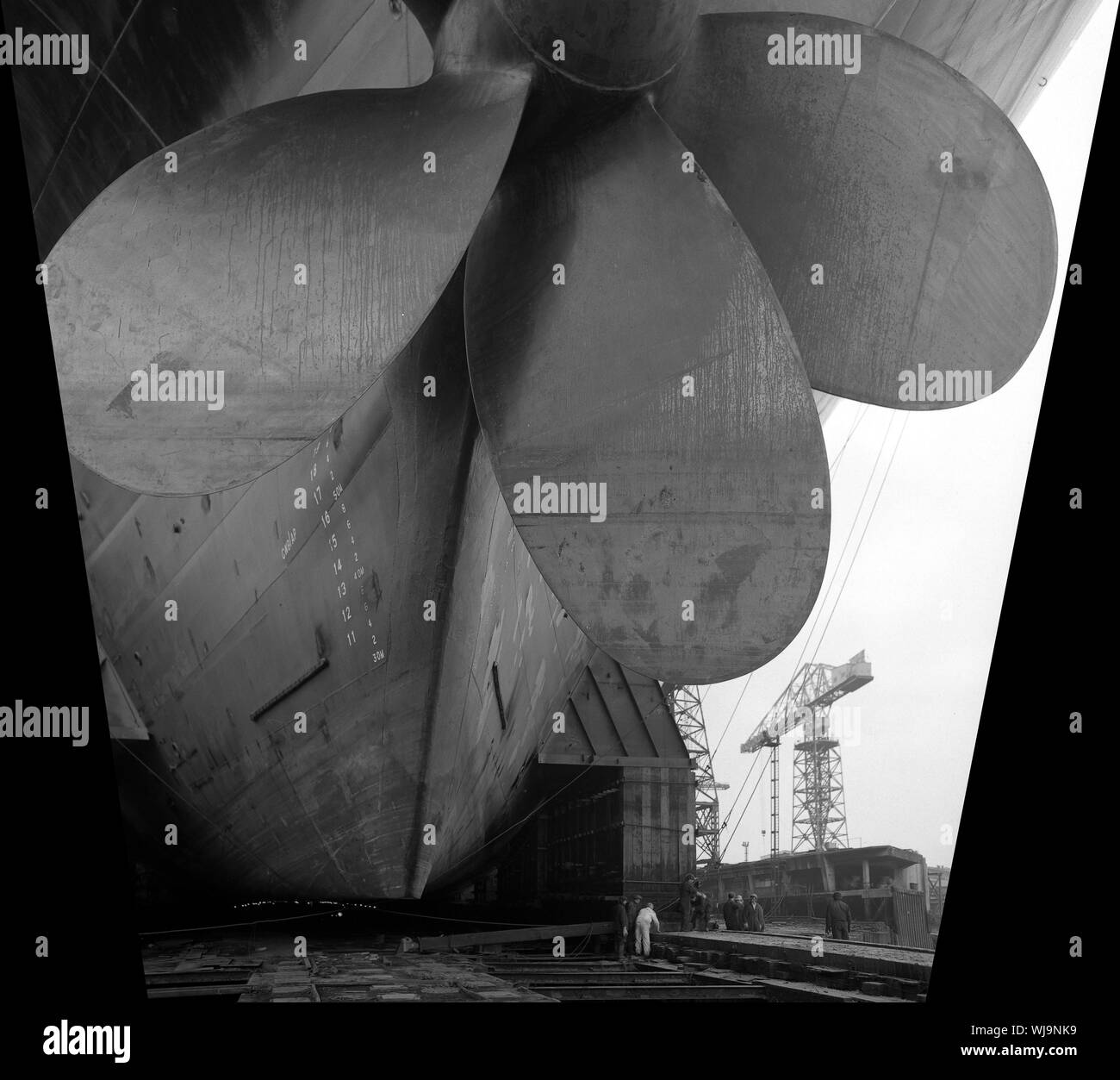 Shipbuilding shipyard hires stock photography and images Alamy