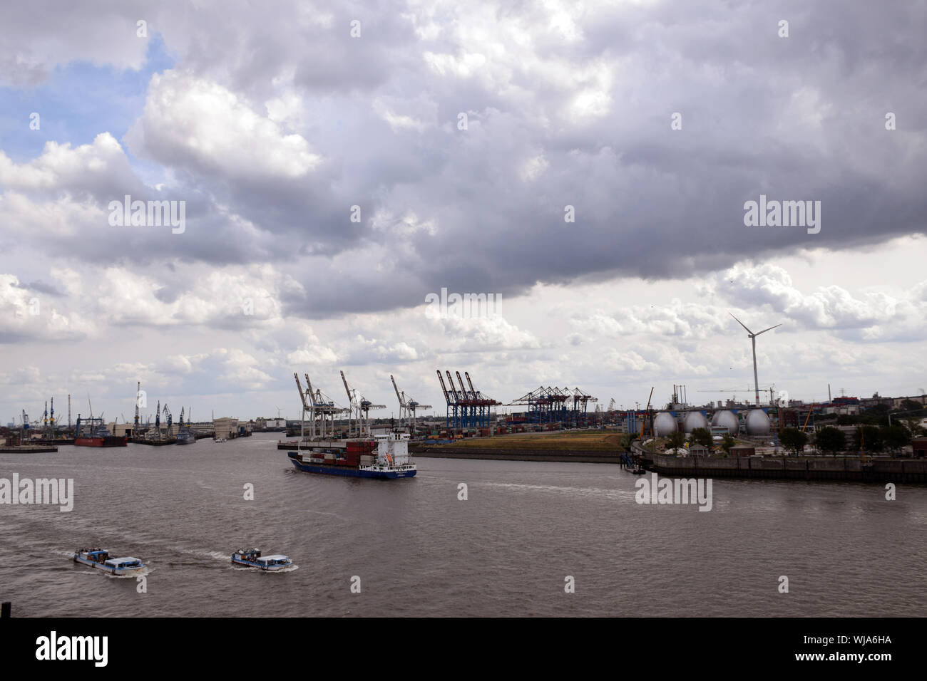 River Elbe, Hamburg, Germany Aug 2019 Stock Photo - Alamy