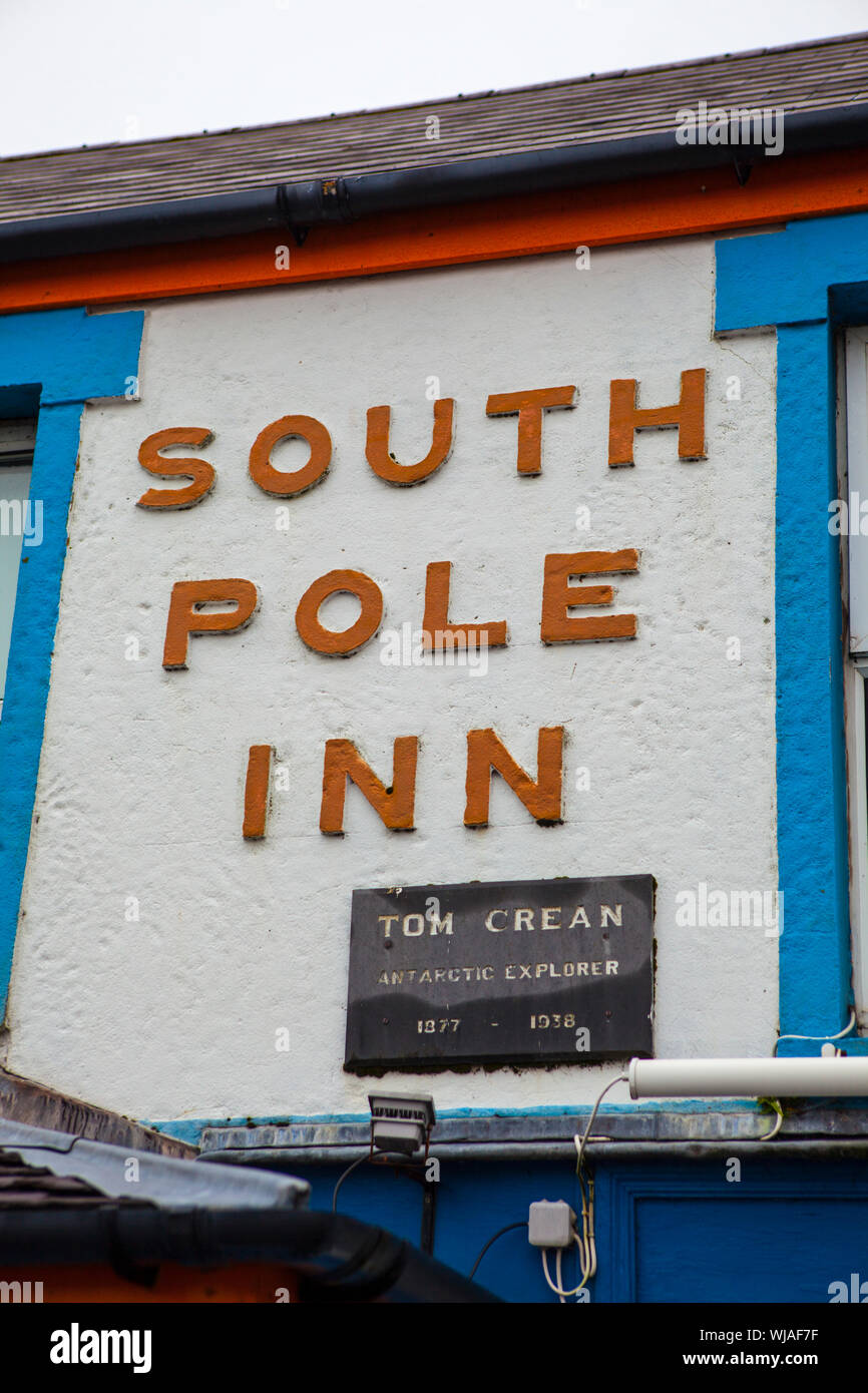 The South Pole Inn, pub owned by polar explorer Tom Crean, Annascaul, Dingle Peninsula, Co. Kerry, Ireland. Stock Photo