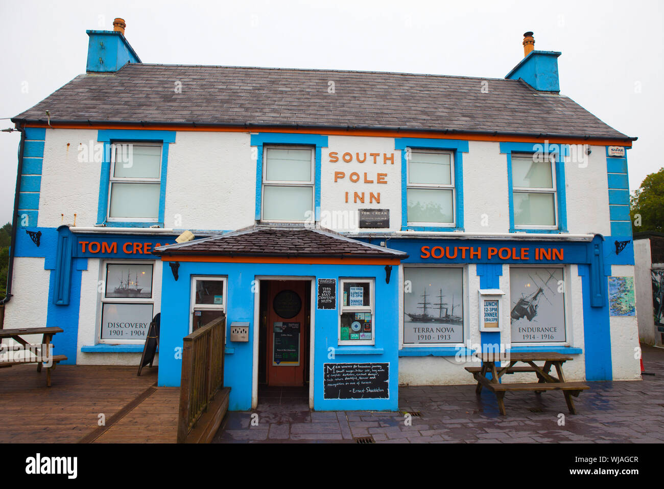 The South Pole Inn, pub owned by polar explorer Tom Crean, Annascaul, Dingle Peninsula, Co. Kerry, Ireland. Stock Photo