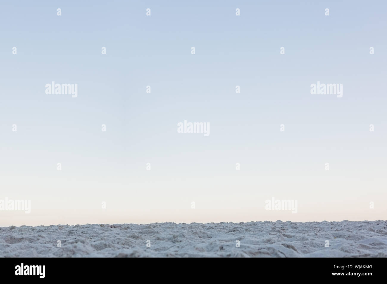 Horizon over sand hi-res stock photography and images - Alamy