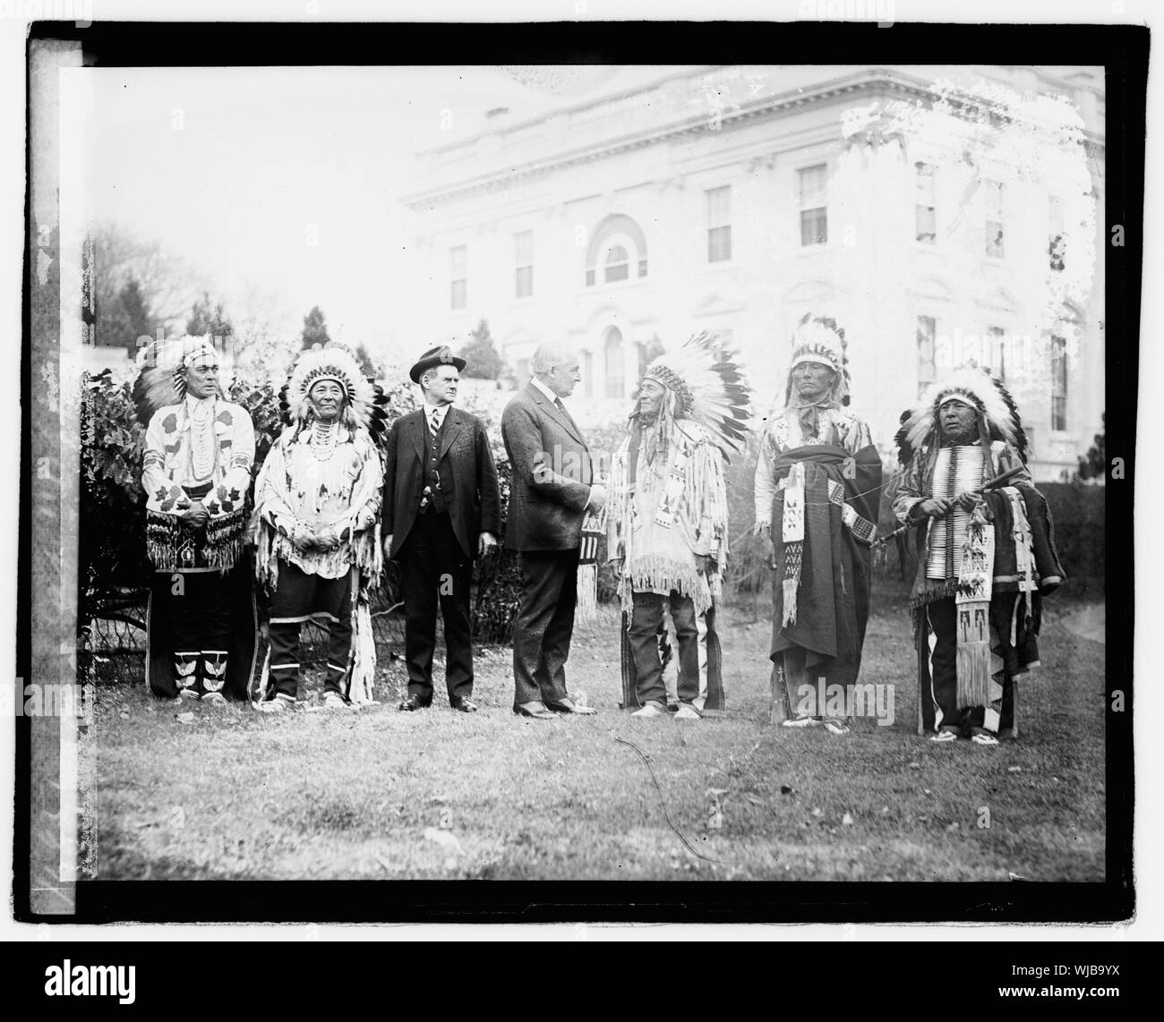 1920s native americans hi-res stock photography and images - Alamy