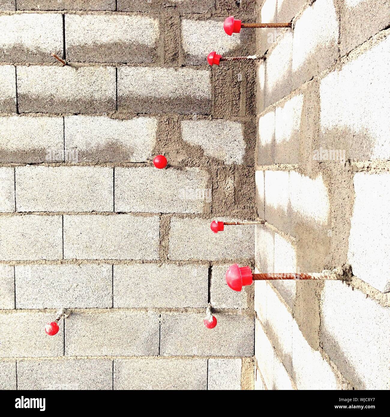 Red structures hi-res stock photography and images - Alamy
