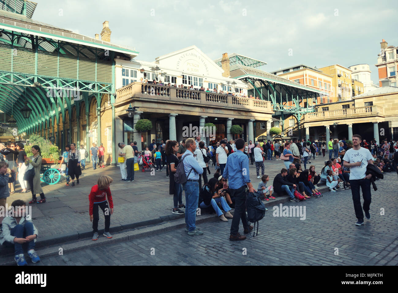 Covent Garden market Stock Photo Alamy