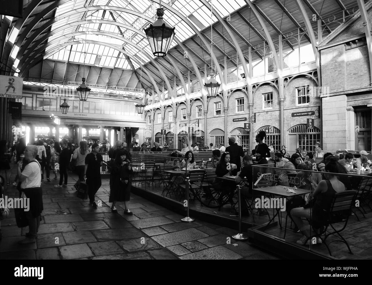 Covent Garden market Stock Photo Alamy