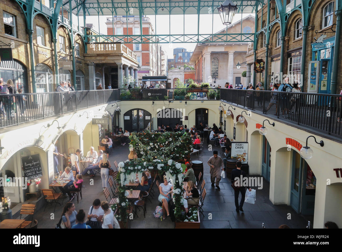 Covent Garden market Stock Photo Alamy