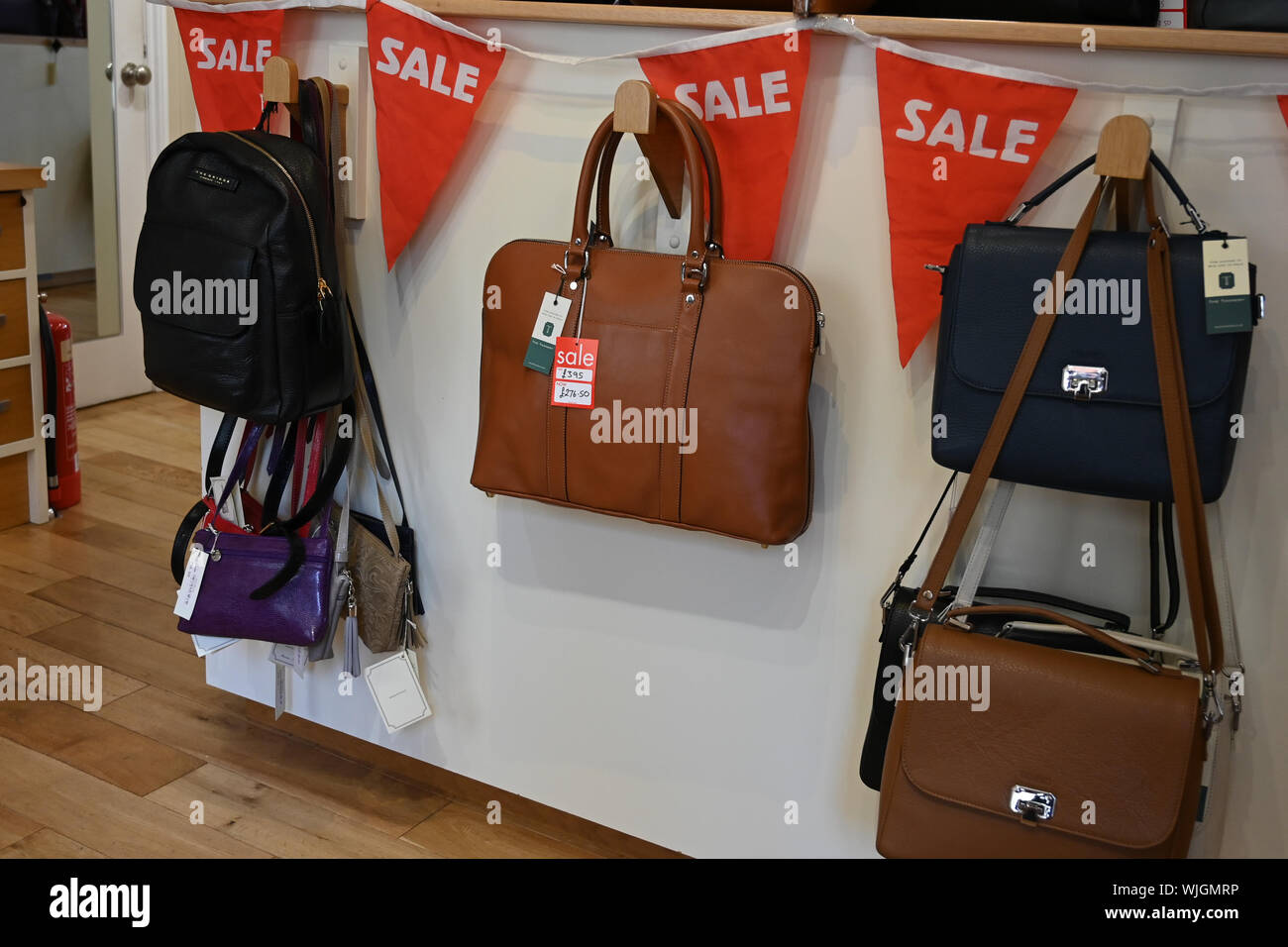 Preloved Women's Designer Bags for Sale Online in Australia | Page 2