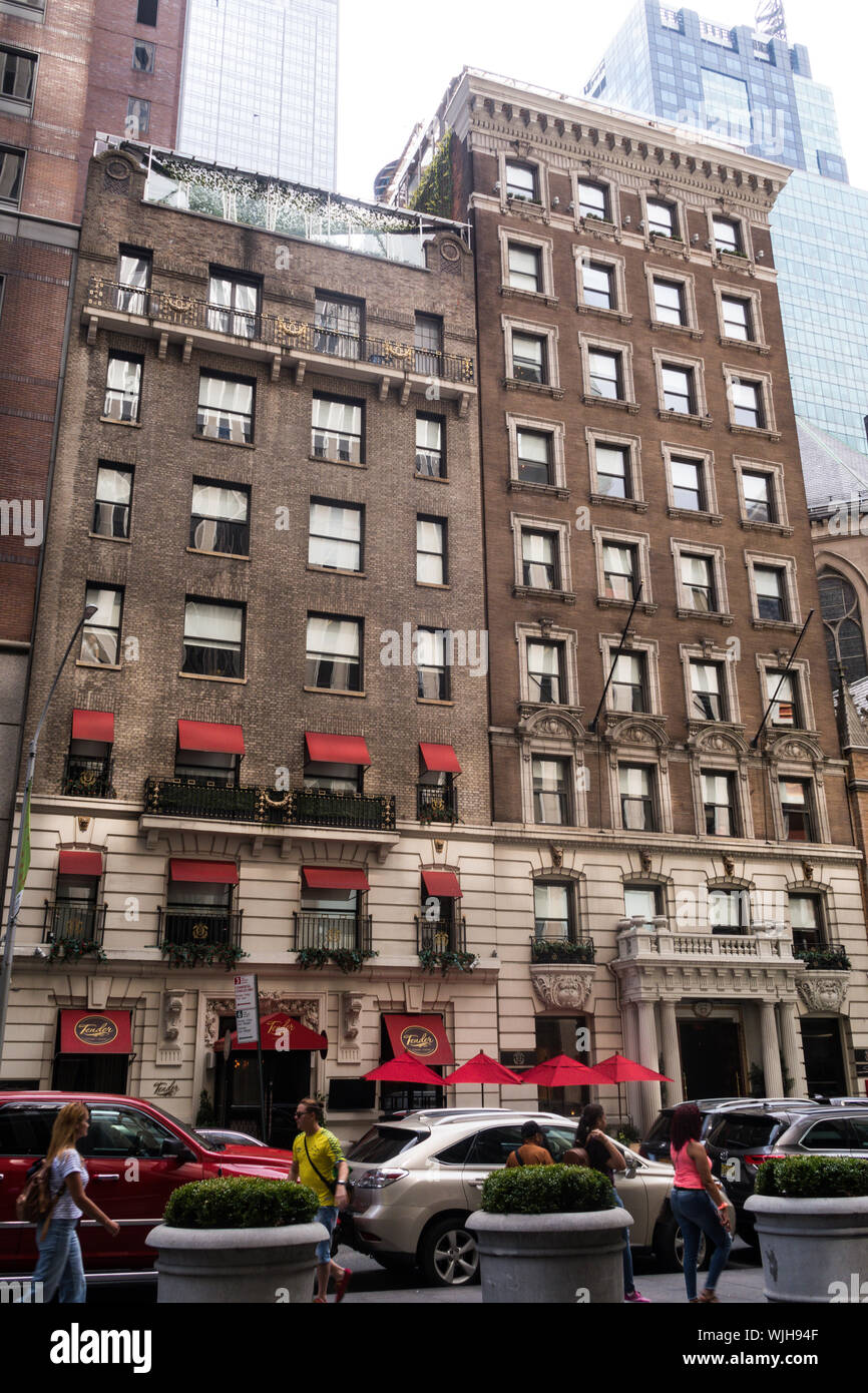 Tenders Steakhouse And Sushi Is Located In The Sanctuary Hotel On West 47th Street Nyc Usa Stock Photo Alamy