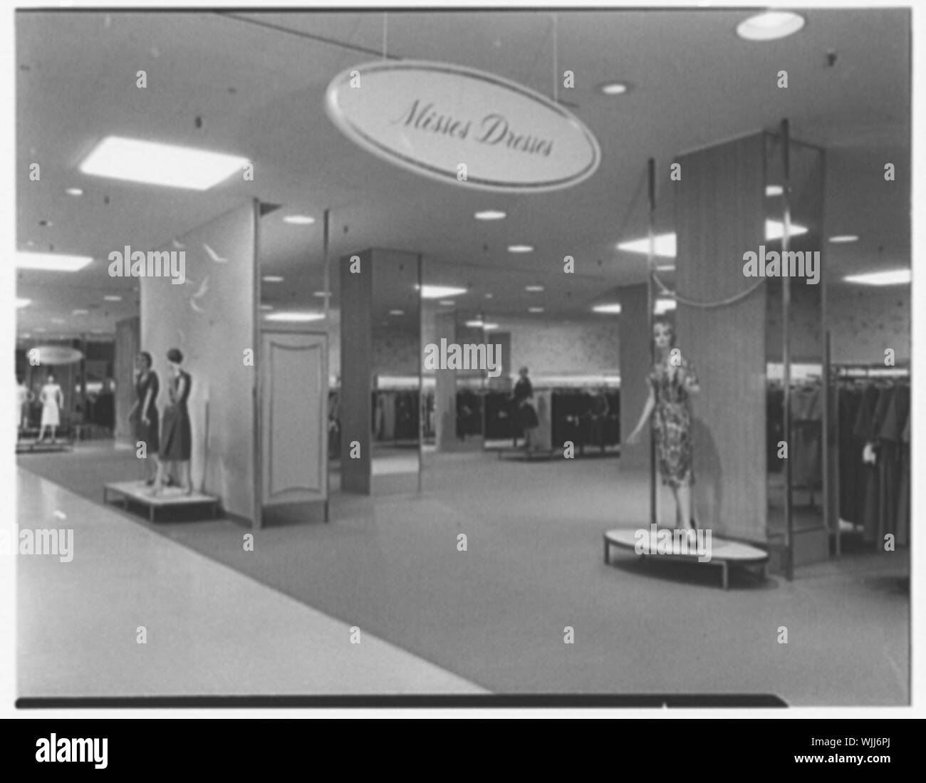 Higbee Department Store, business in Cleveland, Ohio Stock Photo - Alamy