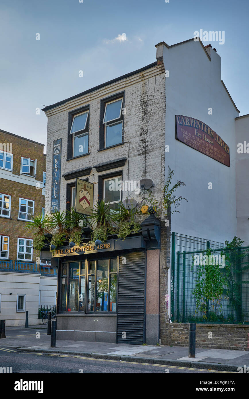 carpenters arms pub near brick lane london Stock Photo Alamy