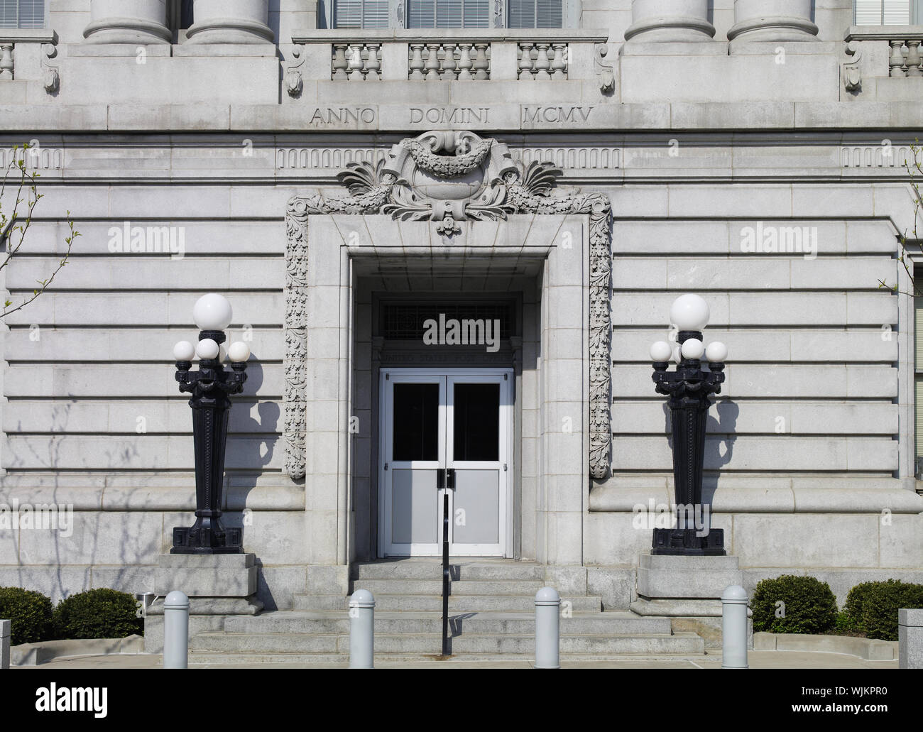 Historic courthouse front door, Federal Building and U.S. Courthouse ...