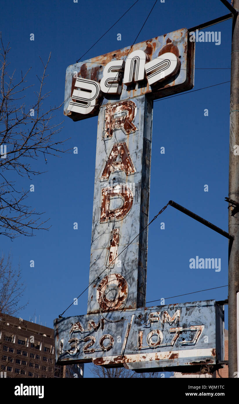 What Radio Station Is Alabama Playing On At Jason Criner Blog what-radio-station-is-alabama-playing-on-at-jason-criner-blog