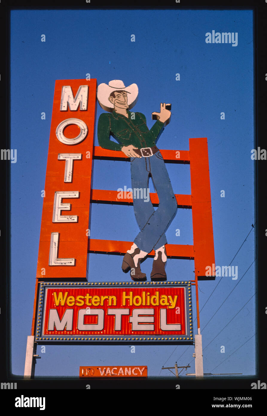 Classic motel signs hi-res stock photography and images - Alamy