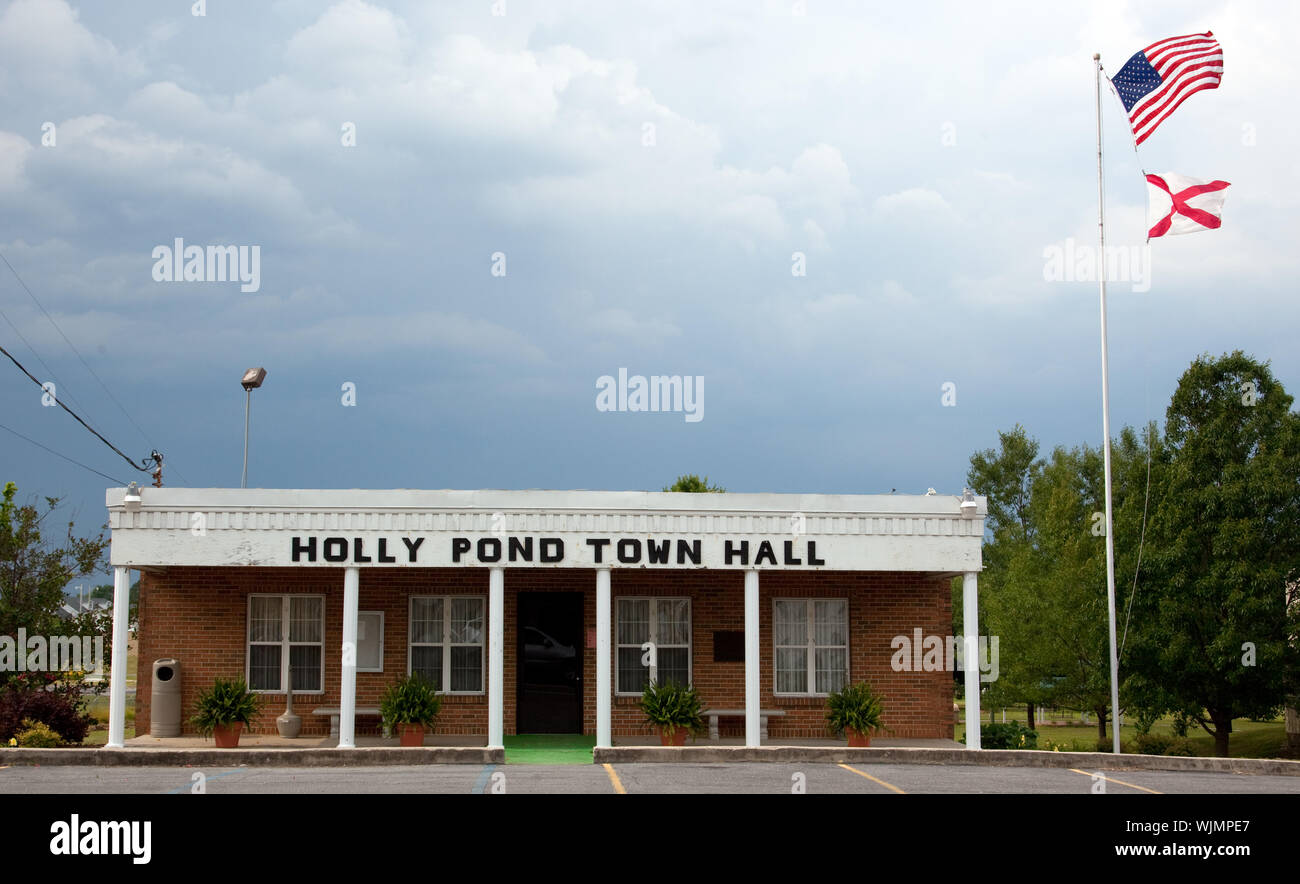 Holly Pond Town Hall, Holly Pond, Alabama Stock Photo Alamy