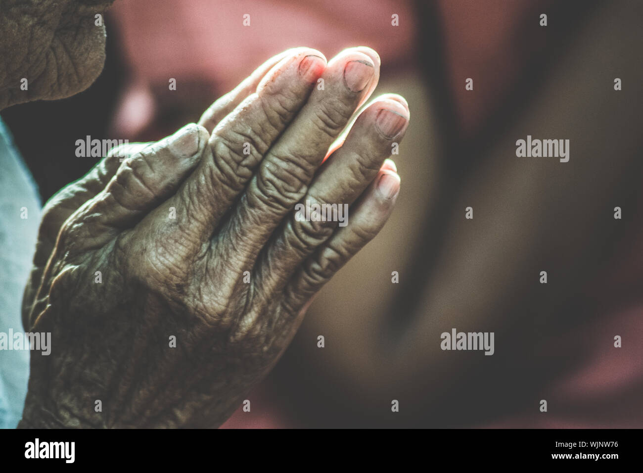 Human hands hi-res stock photography and images - Alamy