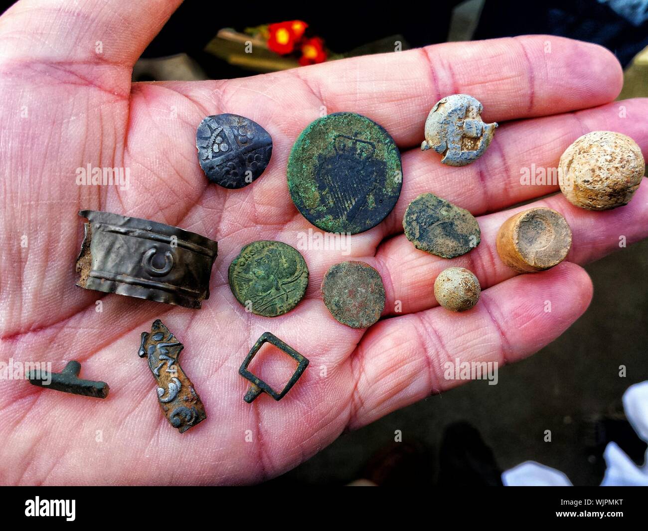 Real antiquities hi-res stock photography and images - Alamy