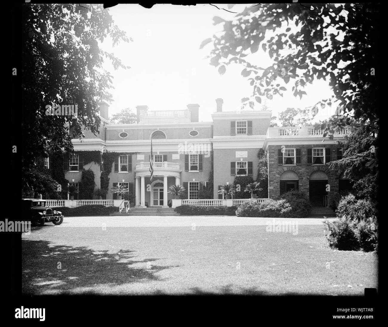 House of architectural heritage Black and White Stock Photos & Images ...