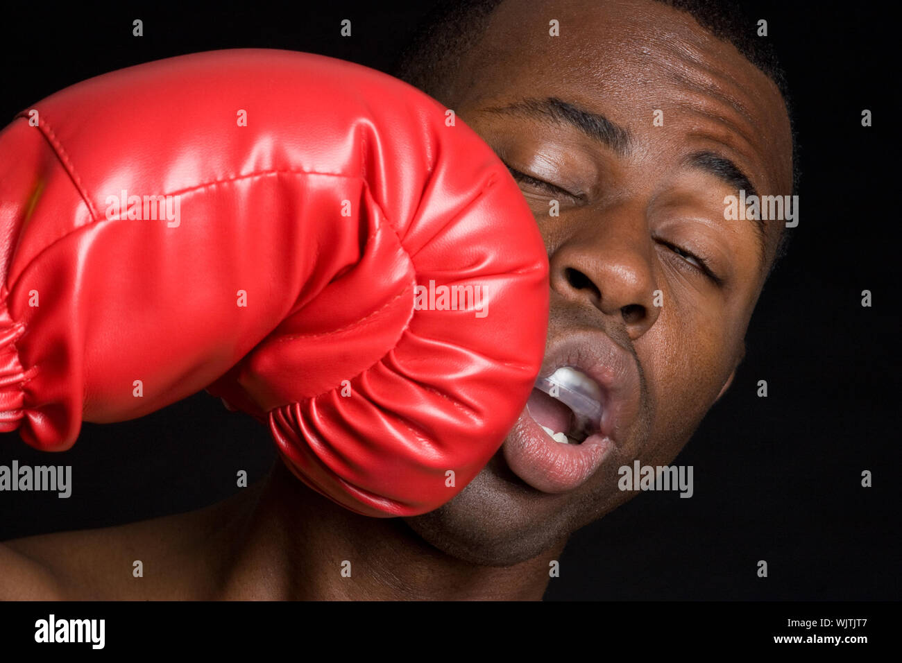 Boxing knockout punch close up hi-res stock photography and images - Alamy