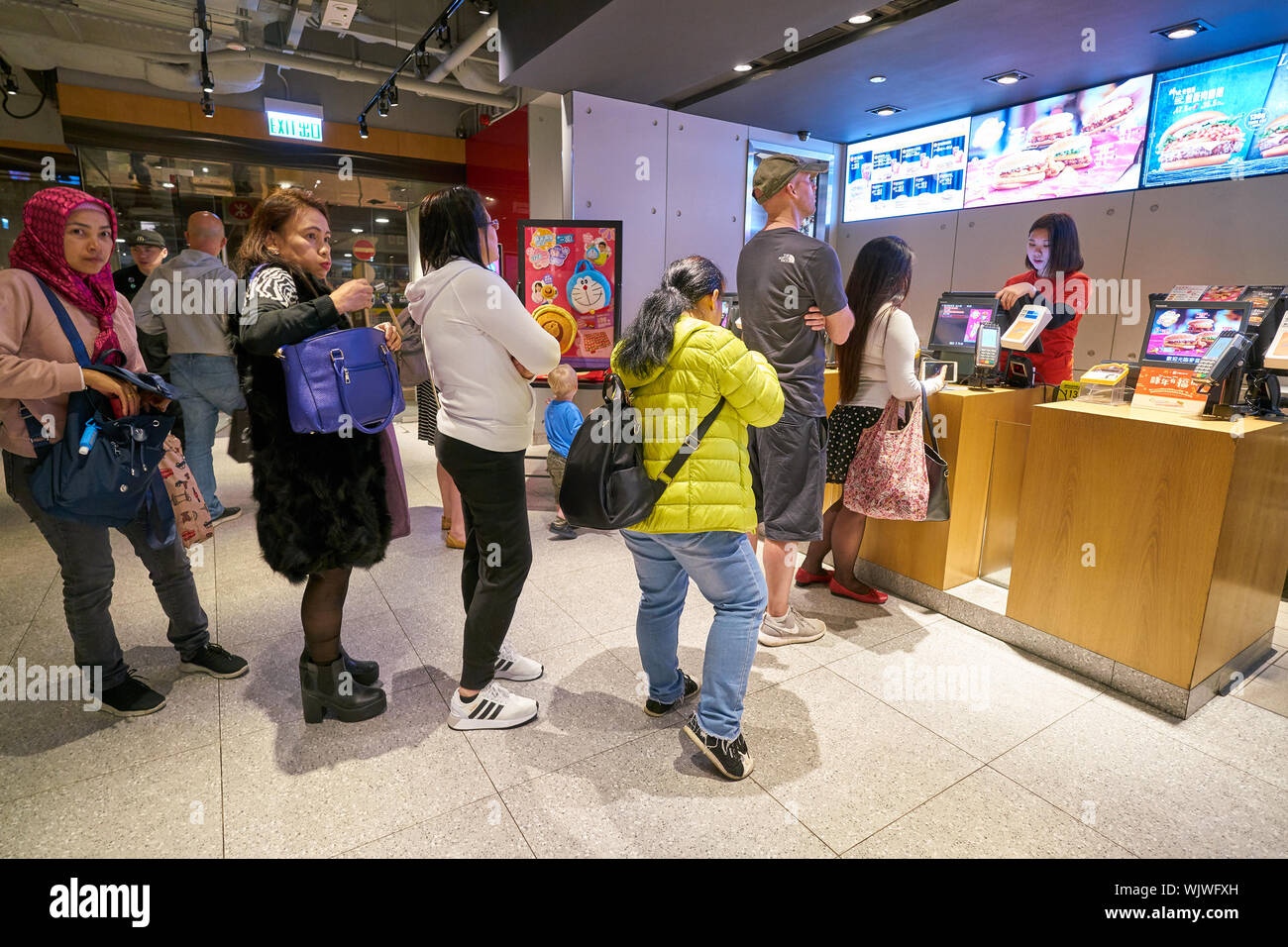 Queue to mcdonalds hi-res stock photography and images - Alamy
