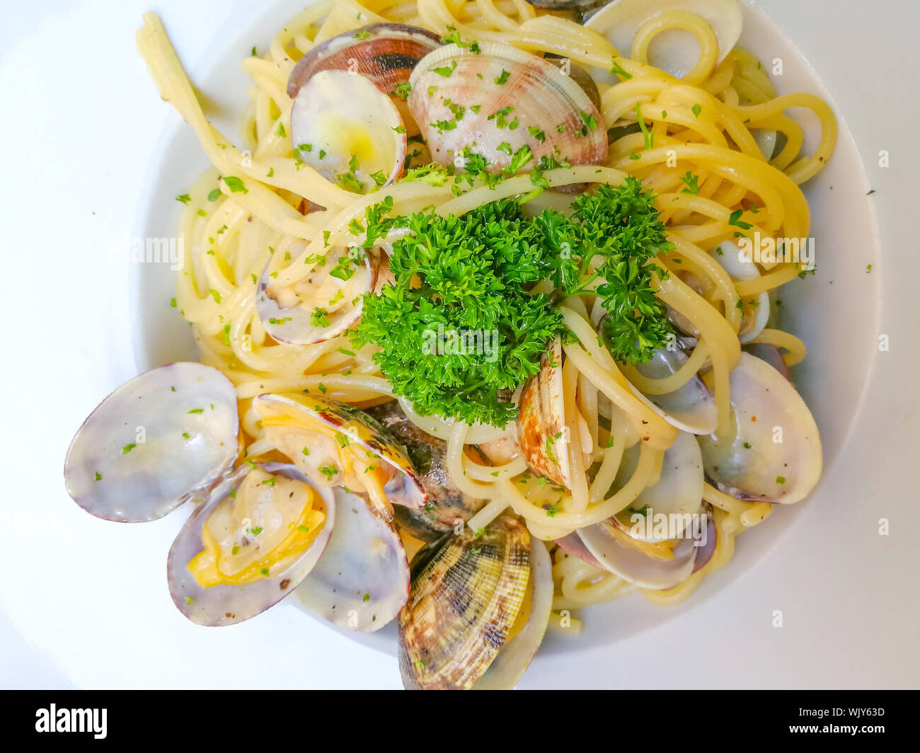 Spaghetti and clams hires stock photography and images Alamy