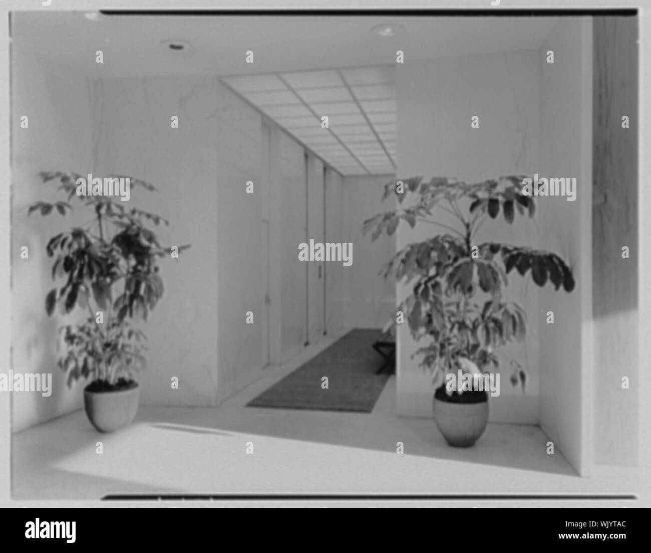 Imperial House lobby, Lexington and 70th St Stock Photo Alamy