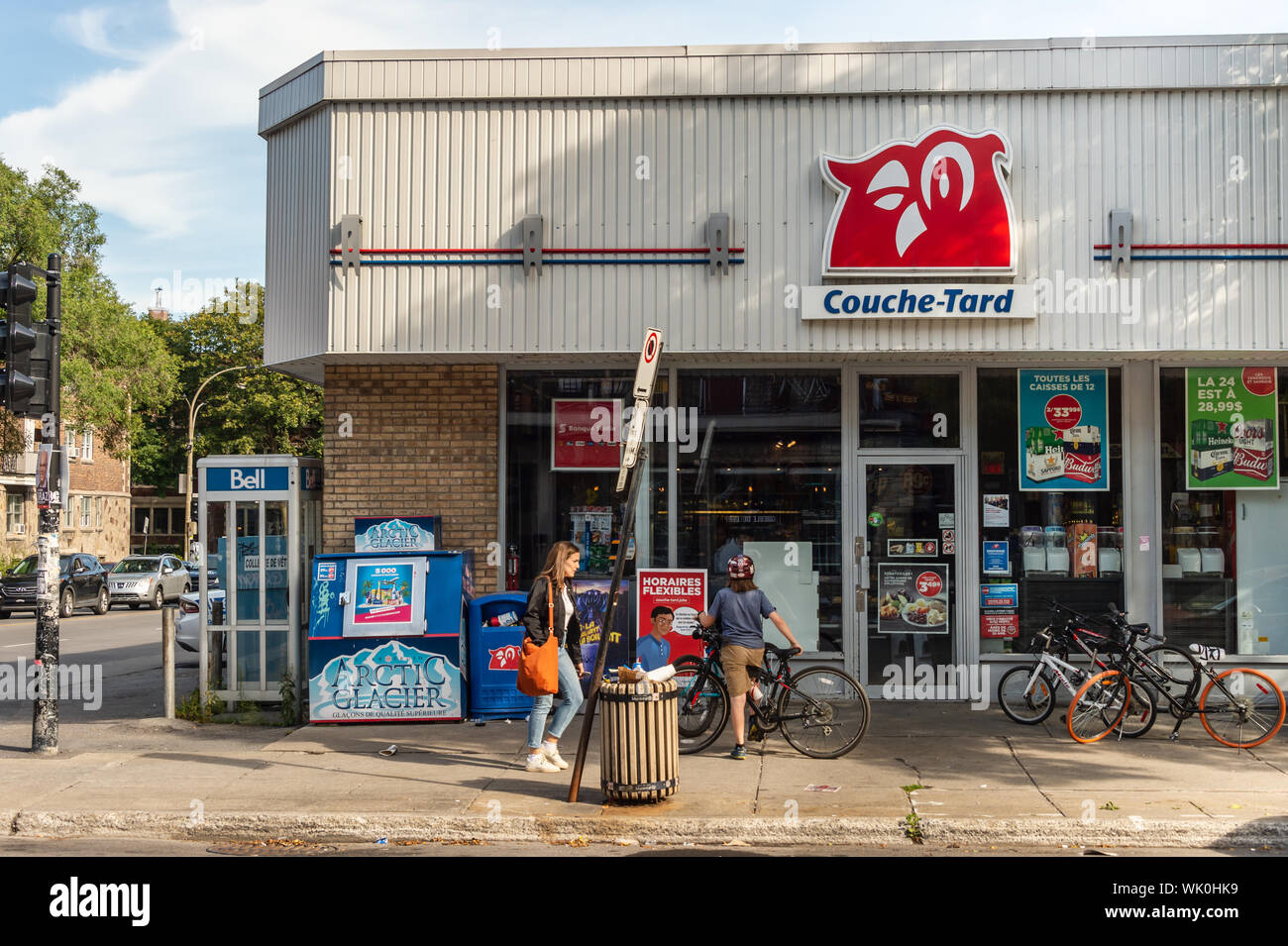 Couche tard hi-res stock photography and images - Alamy