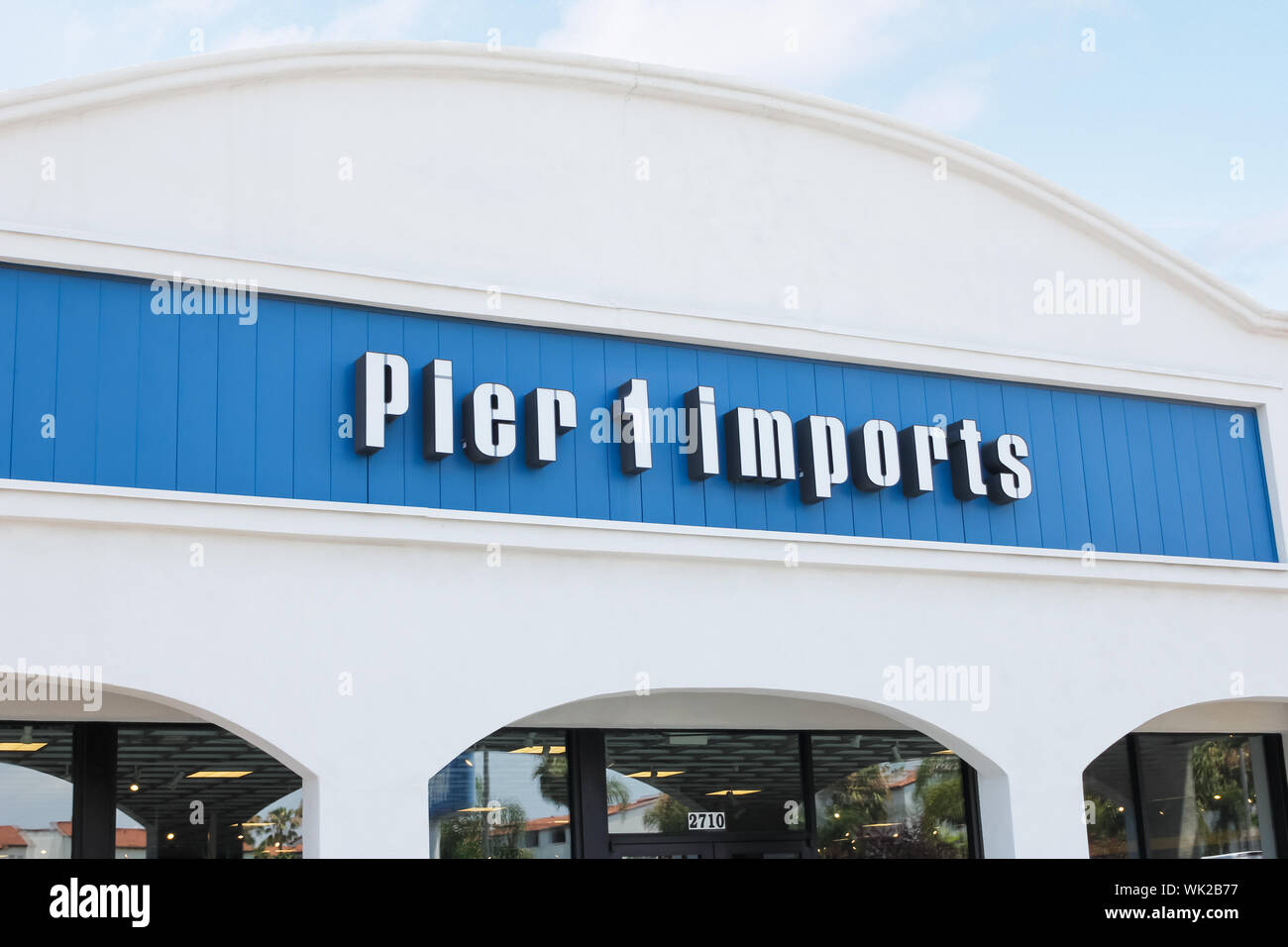 A store front sign for the department store known as Pier 1 Imports