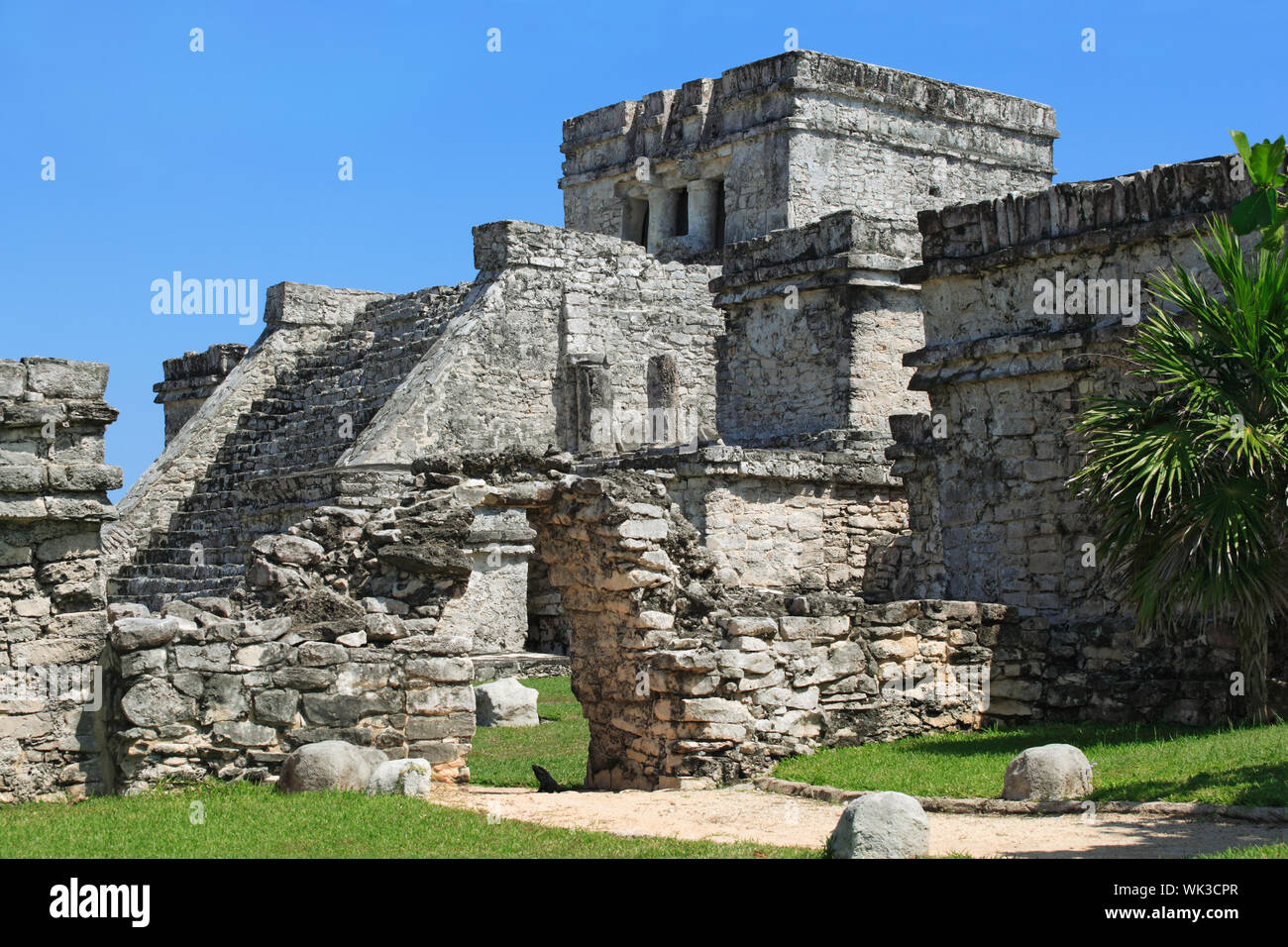 Photo Of The Mayan Ruins In Tulum Mexico Stock Photo Alamy