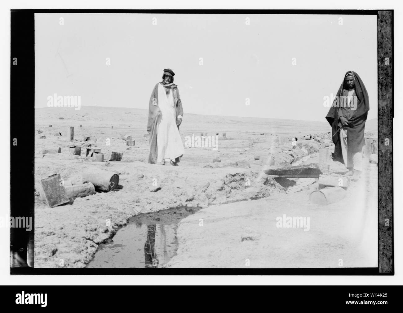 Bitumen iraq hi-res stock photography and images - Alamy