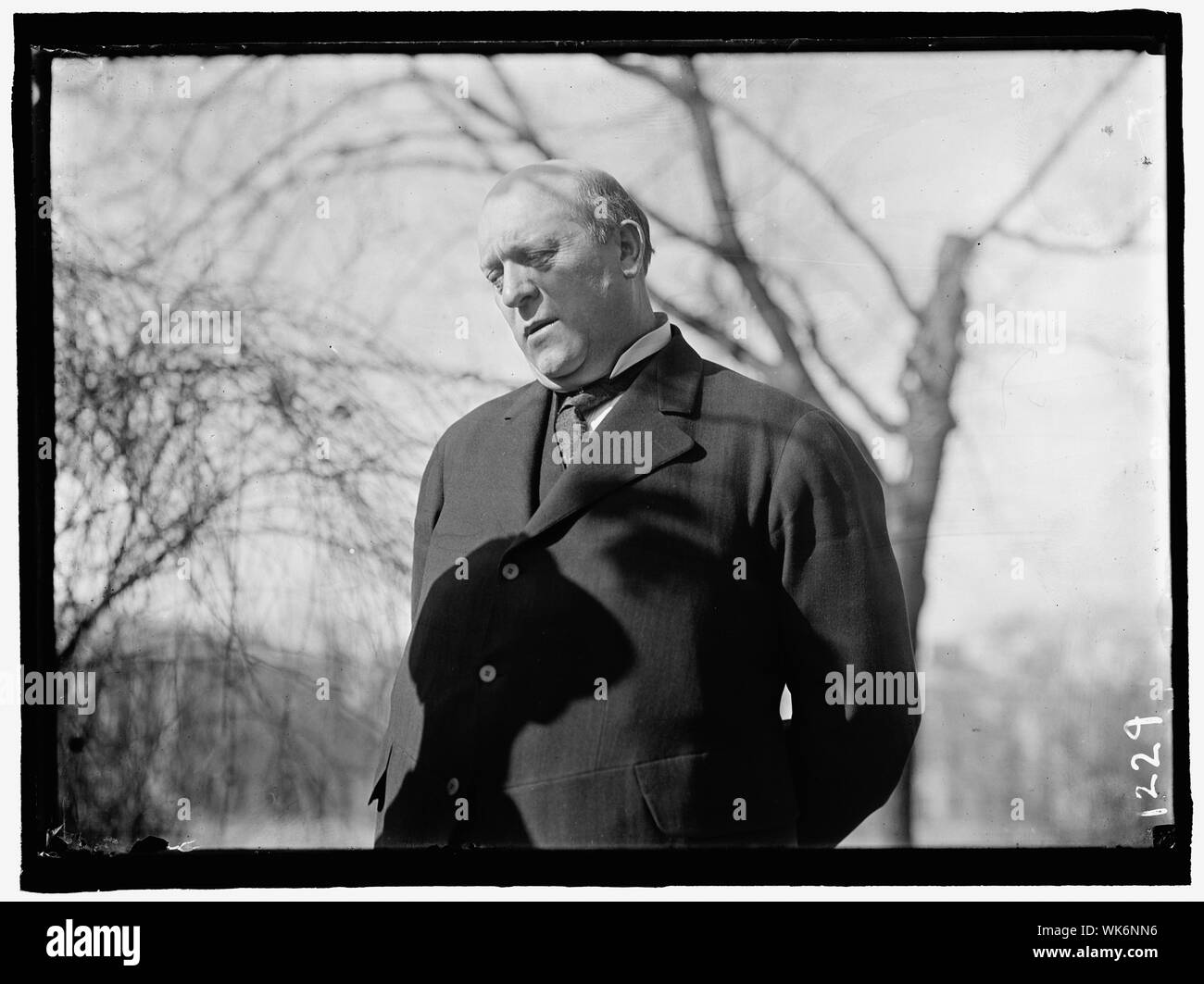 JAMES, OLLIE M. REP. FROM KENTUCKY, 19031913; SENATOR, 19131918 Stock