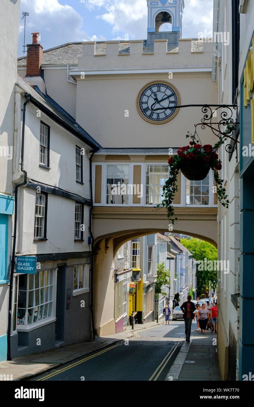 East Gate Tudor Arch High Street Totnes Devon England Stock Photo - Alamy