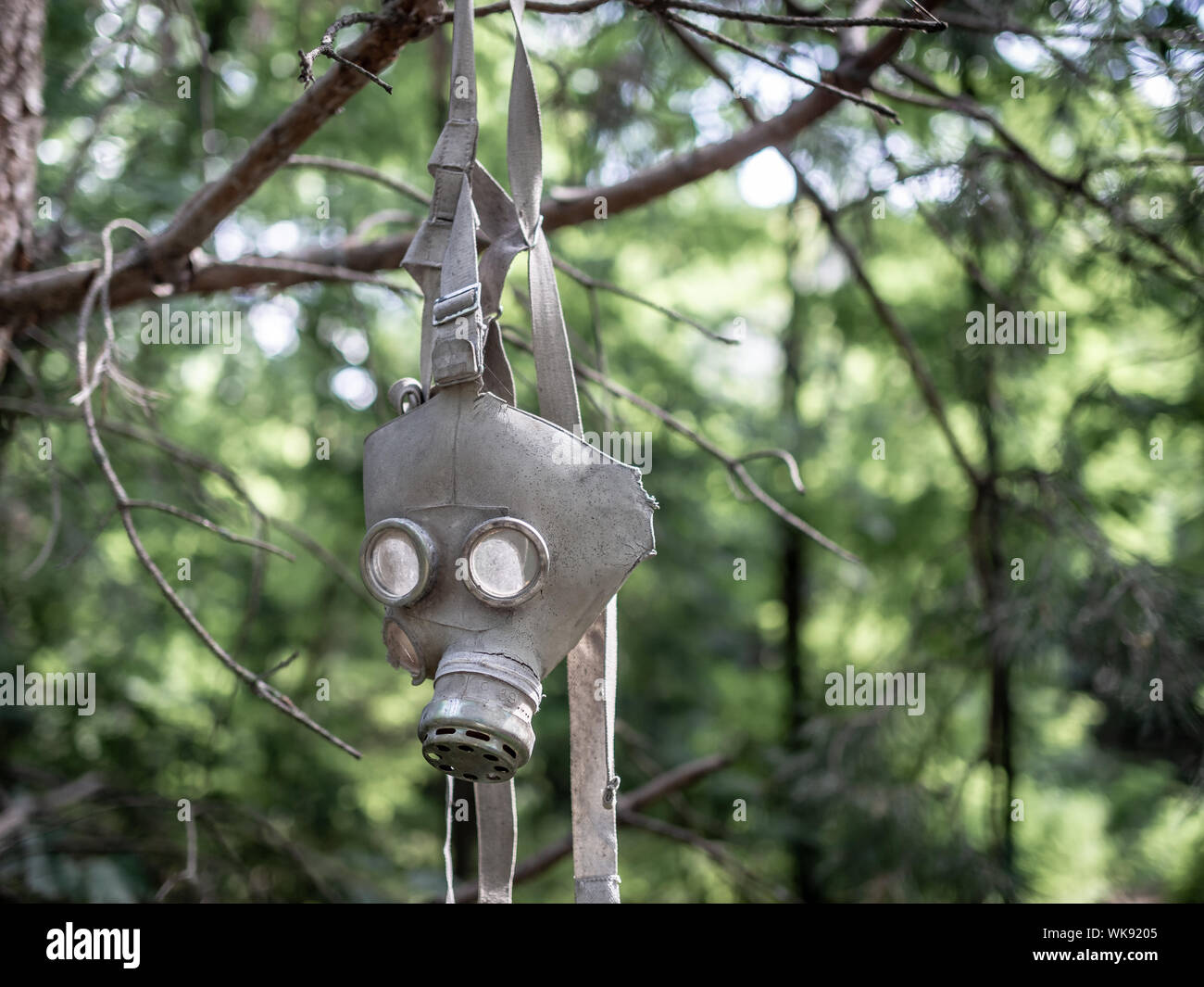 Gas mask children hi-res stock photography and images - Alamy