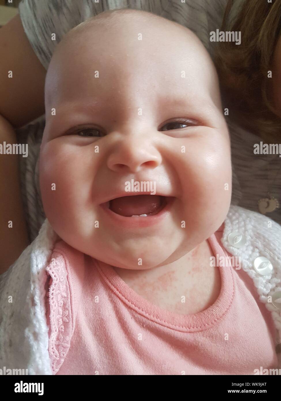 Portrait smiling baby girl hi-res stock photography and images - Alamy