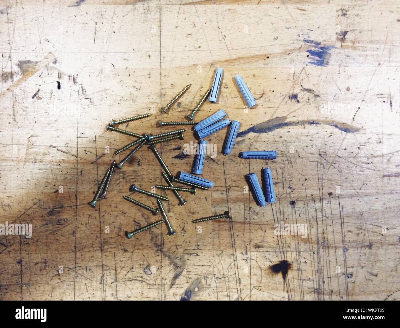 Wall plugs hires stock photography and images Alamy