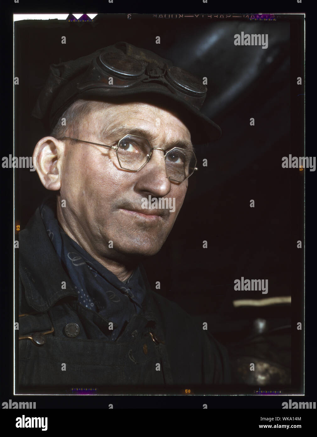 James Lynch, a roundhouse worker, C & NW RR i.e. Chicago and North Western railroadProviso yard Stock Photo