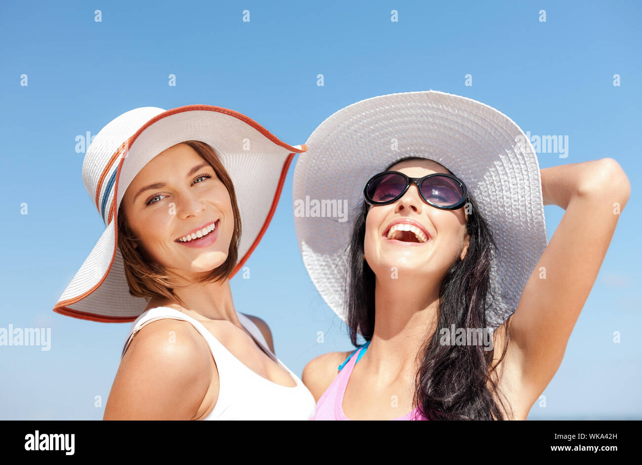 Girls In Hats High Resolution Stock Photography and Images - Alamy