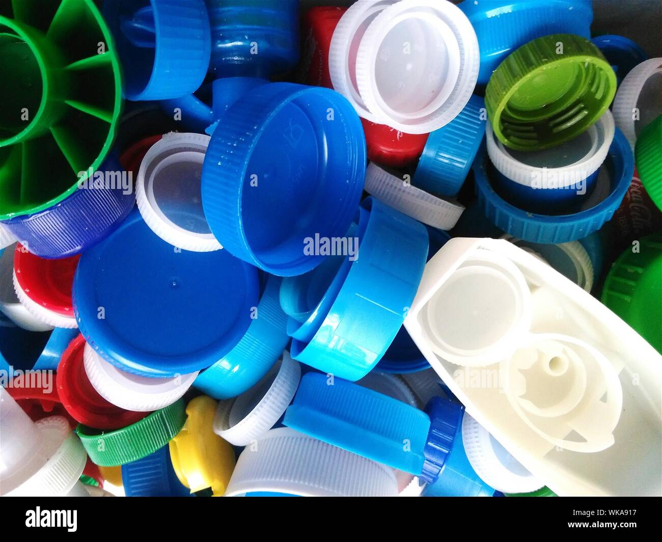 Plastic lids hires stock photography and images Alamy