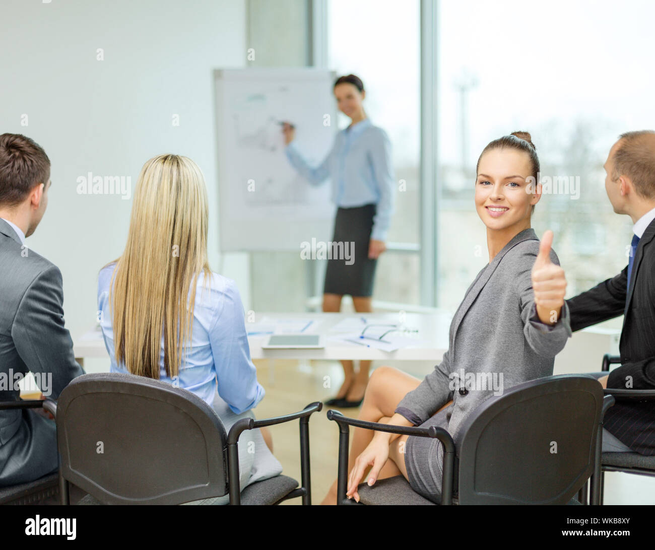 Woman showing thumbs up like hi-res stock photography and images - Alamy