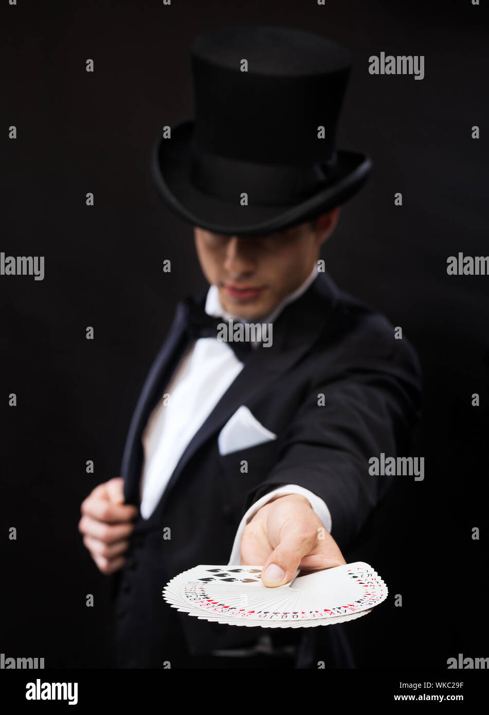 Magic set playing hi-res stock photography and images - Alamy