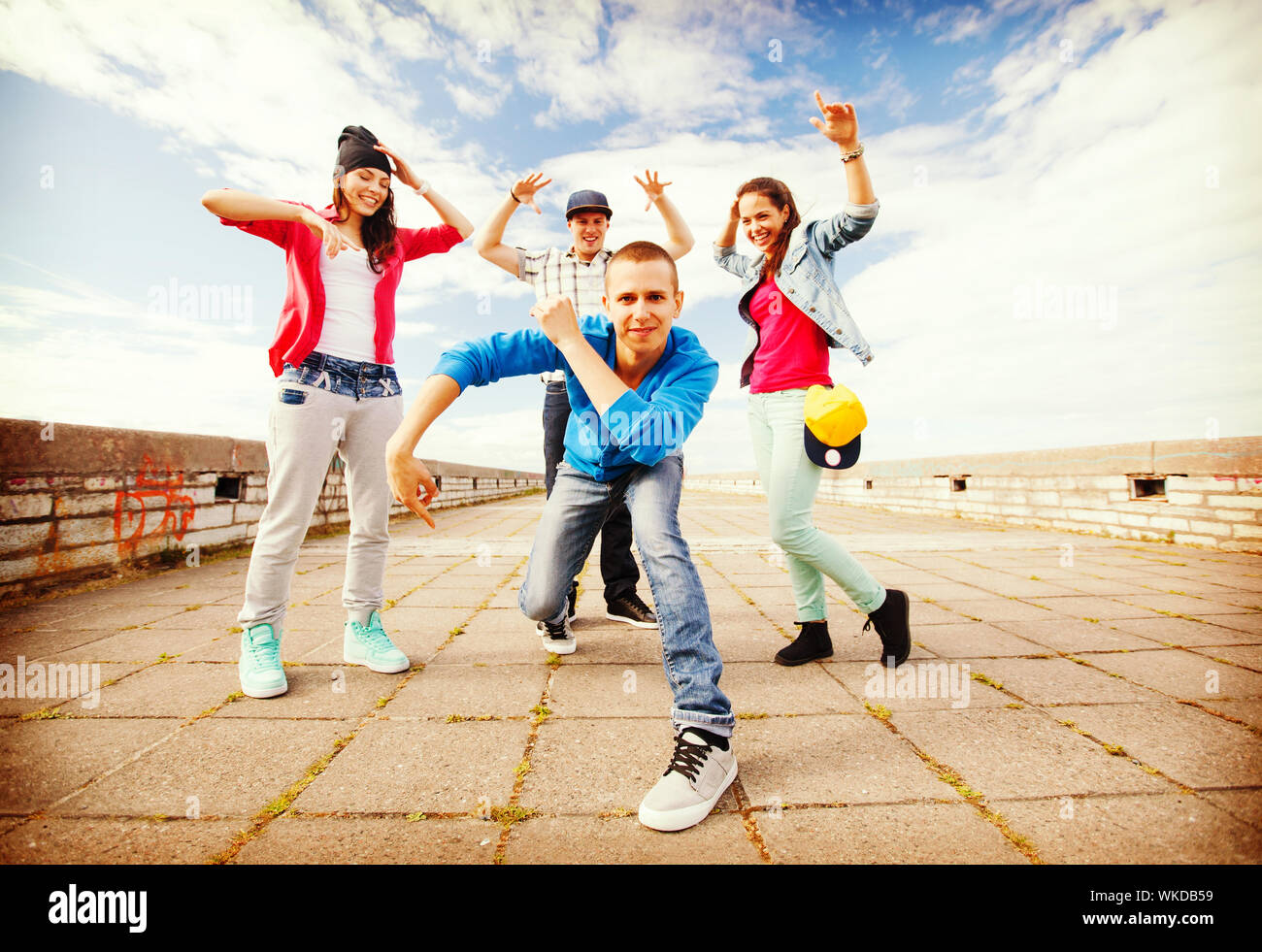 group of teenagers dancing Stock Photo